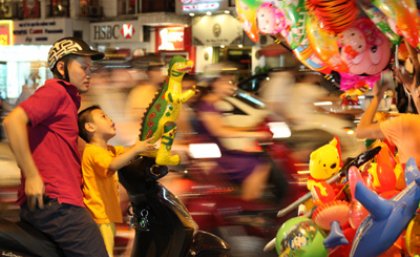 ‘Balloons in Vietnam’ by Jerad Ford - UQ Photography Competition. ‘Balloons in Vietnam’ by Jerad Ford - UQ Photography Competition.