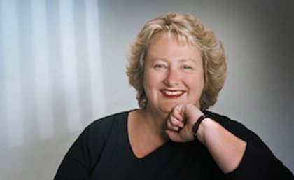 Brisbane’s internationally successful historical romance author and UQ graduate Anna Campbell. Brisbane’s internationally successful historical romance author and UQ graduate Anna Campbell.