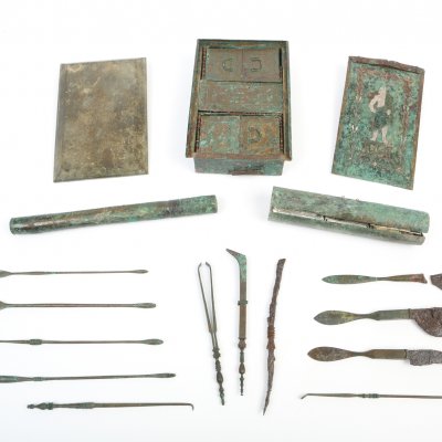 Dr Owen Powell OAM Medical Collection at the RD Milns Antiquities Museum.