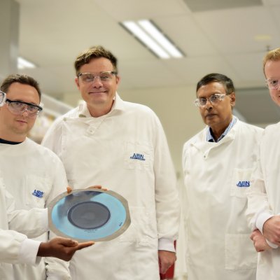 The UQ research team - Ms Christiana Agyei, Dr David Muller, Professor Mark Kendall, Dr Germain Fernando and Mr Nick Owens.
