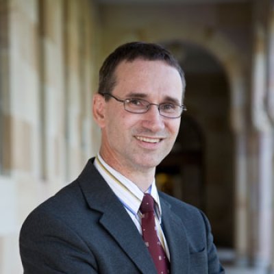Dr Lane Strathearn